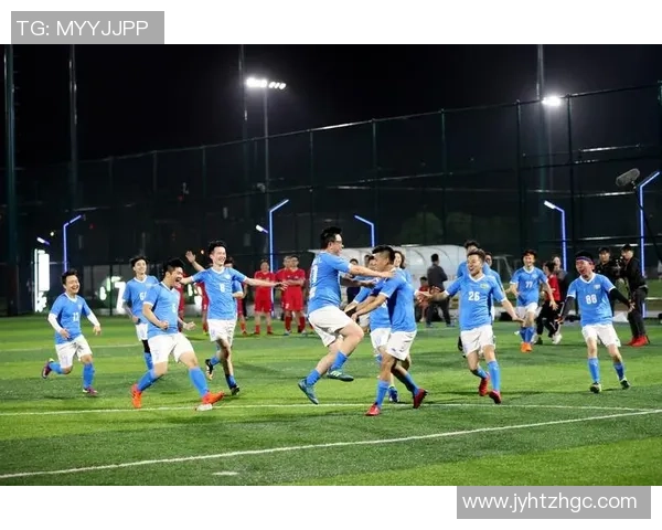 李秀英独家分享足球心得与技巧助你提升球技的秘诀与经验