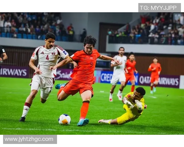 深圳足球队在世界杯预选赛中的默契配合与战术分析 深圳足球队在世界杯预选赛中的默契配合与战术分析